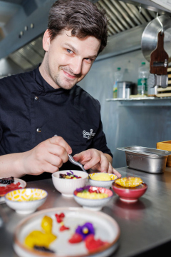 bild nr 20 name gourmet gang 2025 dicke bohnen milchreis 20 53